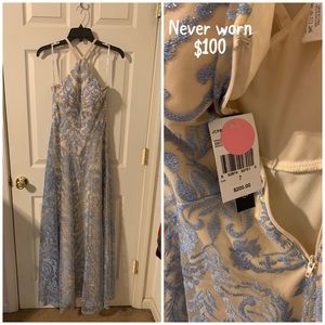 Women’s dresses